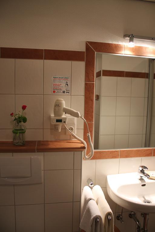 Wüllner's Landgasthof Schmallenberg Zimmer foto