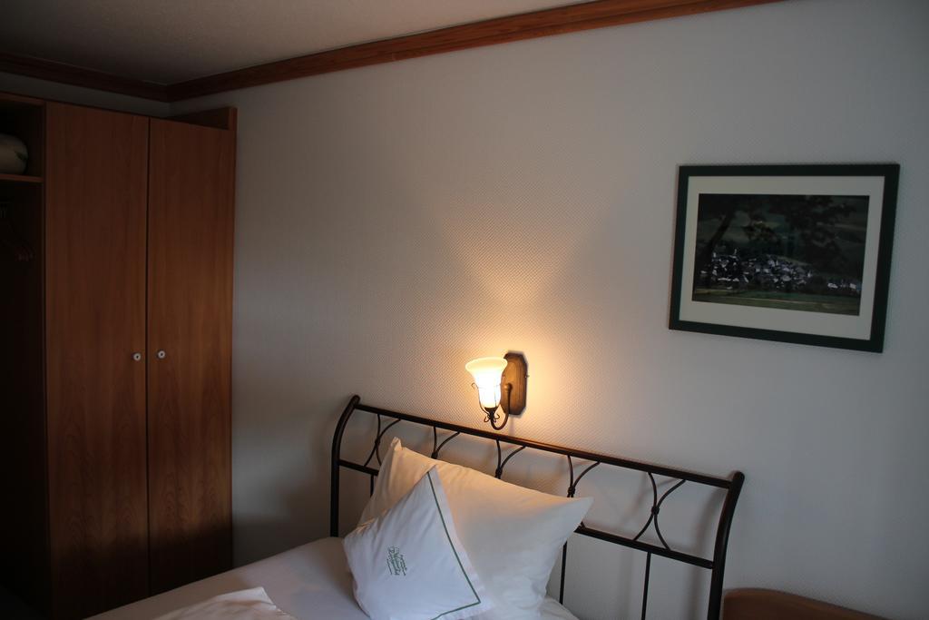 Wüllner's Landgasthof Schmallenberg Zimmer foto